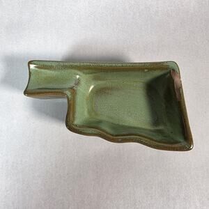 Frankoma Pottery Oklahoma Shaped Ashtray Will Rogers Memorial 461 Green Glaze
